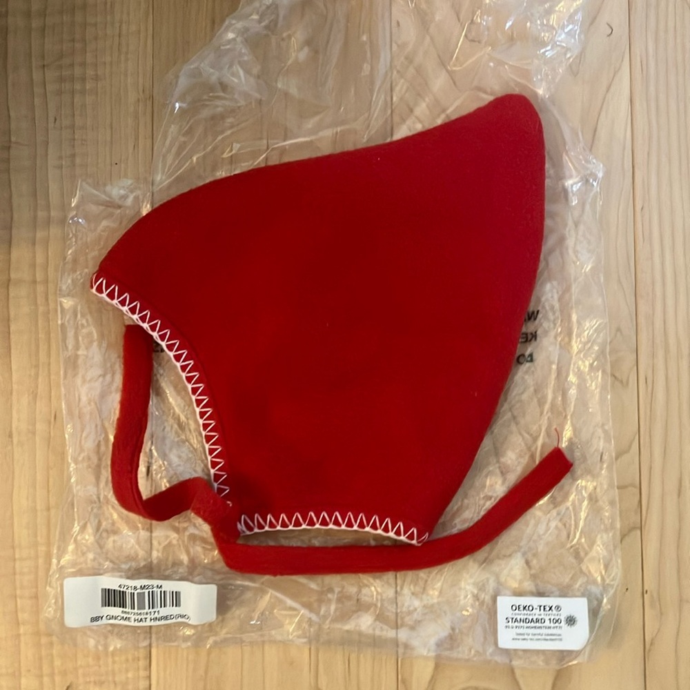 Hanna Andersson red elf gnome hat XS